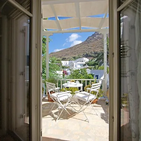 Guest house Katapoliani I *